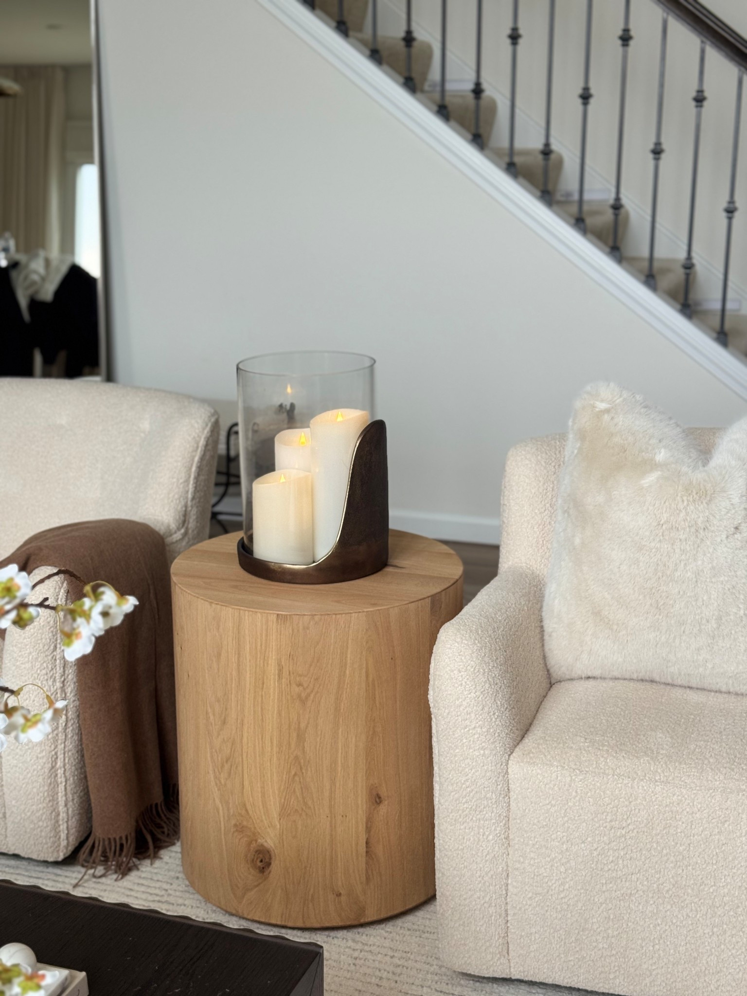 This sculptural hurricane is on sale 
& one of my favorite pieces in our home!! It instantly warms up a space😍