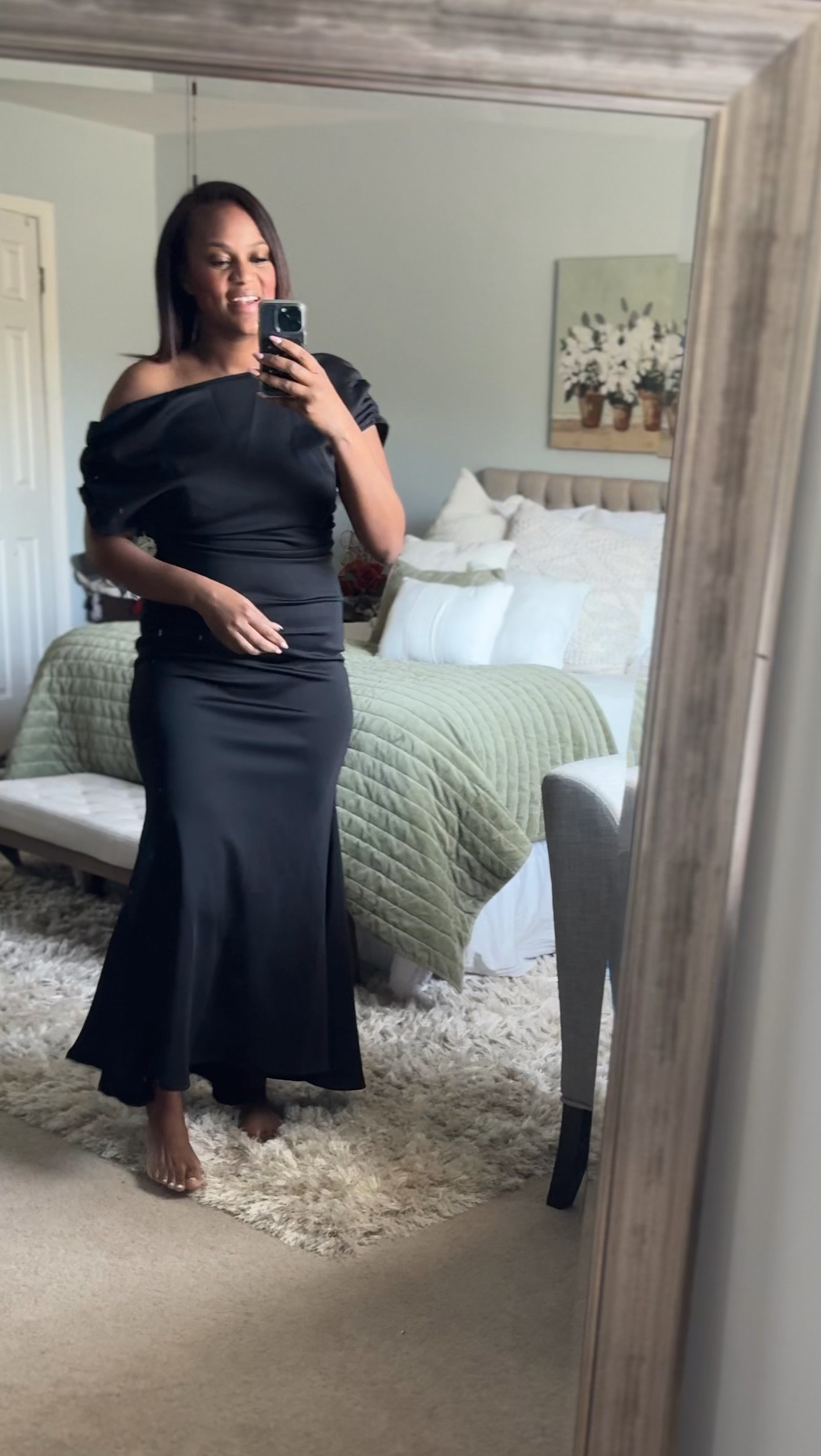 Here’s a flattering formal dress that feels so elegant while still showing a little shoulder! 

The fabric is silky & soft but I would size up if you don’t want it too clingy in the belly area! 





Black dress, formal, graduation, wedding, long dress 

#LTKwedding #LTKparties #LTKover40