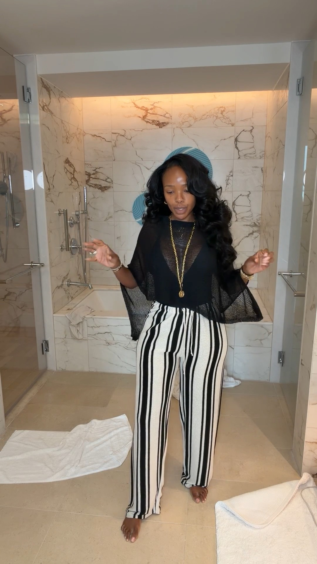 Scroll to shop 👇🏽 Everything from this look is linked below ✨  

Size Small | 5’4” | 140 lbs  

📲 Download the FREE LTK app & follow @kirasfashionfinds  Petite summer outfit, women’s outfit ideas, everyday style, affordable fashion, summer fashion  #LTKPetite #LTKootd #LTKSeasonal