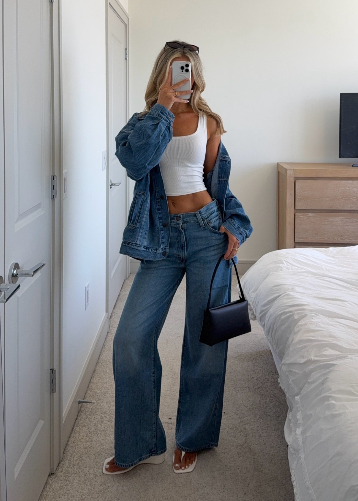 classic all denim outfit @levi 🤍 wearing size 26 jeans and I’m 5’7!
#levisltkpartner

#LTKootd