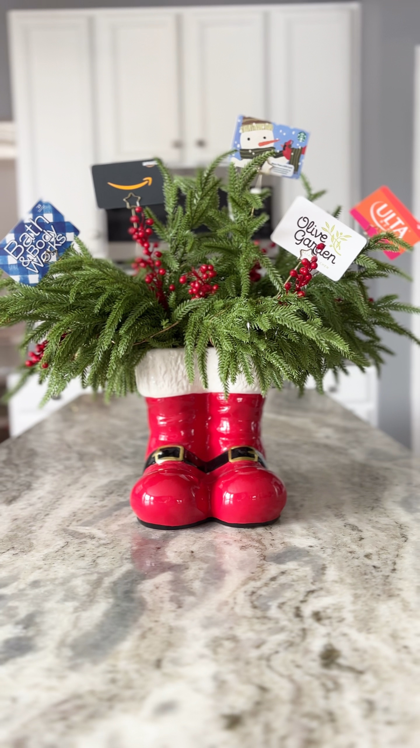 A holiday gift card bouquet but make it cute! 🎁
This little DIY is such a lifesaver for last minute gifting. It’s simple, adorable, & always a crowd pleaser 🙌🏼
Perfect for teachers, neighbors, or anyone you want to surprise with something thoughtful & fun. 🎄


















.
.
.
.
.
.
#christmasgifts #christmasgiftideas #christmasgift #diychristmasgifts #holidaygifts #holidayseason #holidaydecor #christmasdecor 

#LTKGiftGuide #LTKHoliday #LTKSeasonal