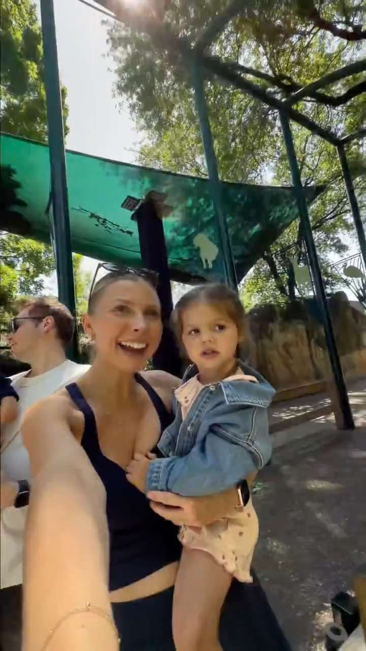 Come to the Houston zoo with me!  

 #LTKdayinmylife #LTKootd #LTKmomlife