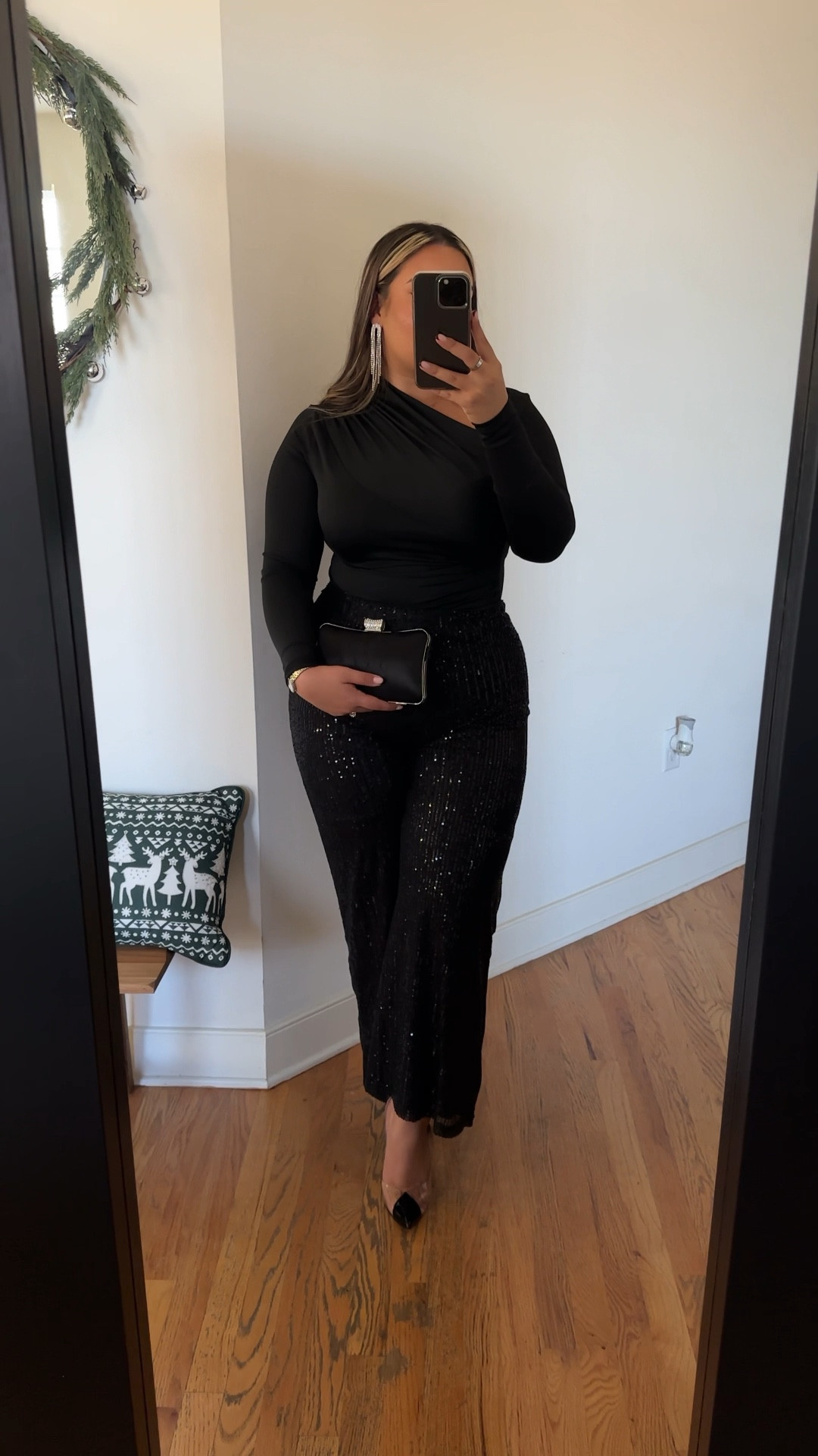 Holiday Outfit Inspo: Short girl Friendly 🖤✨

For reference I’m 5’2 wearing 4.3in heel. Pants have some stretch with a side zipper; wearing a size L and a M on the top🫶🏼

__
#amazonfashion #amazonfinds #onlinevsreality #whatIorderedvswhatIgot #holidayinspo #holidayoutfit #holidayparty

#LTKHoliday #LTKstyletip #LTKSeasonal