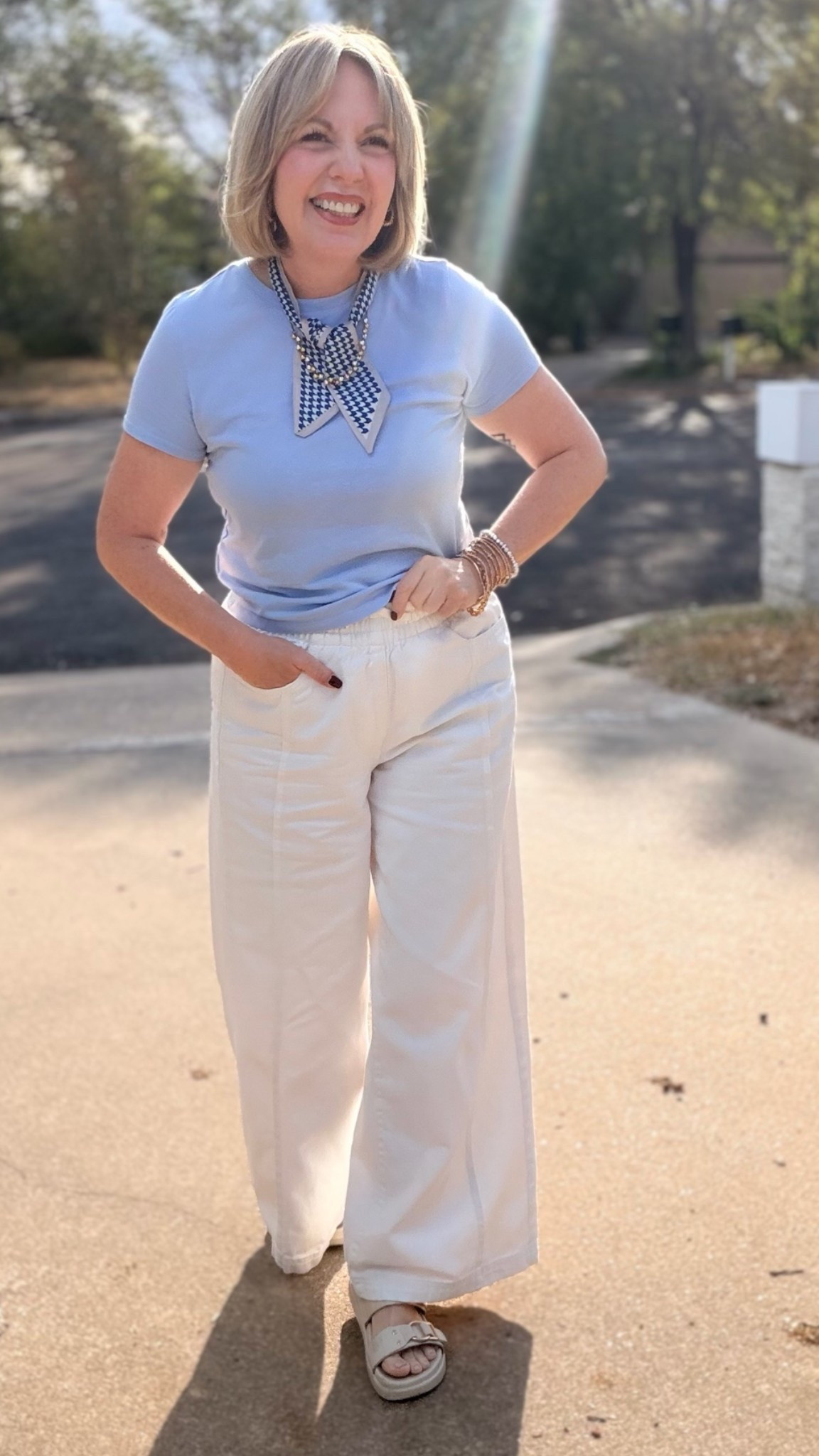 Super easy to recreate this simple but elevated everyday look!! Pants are old but linked similar

#LTKootd #LTKPetite #LTKOver40