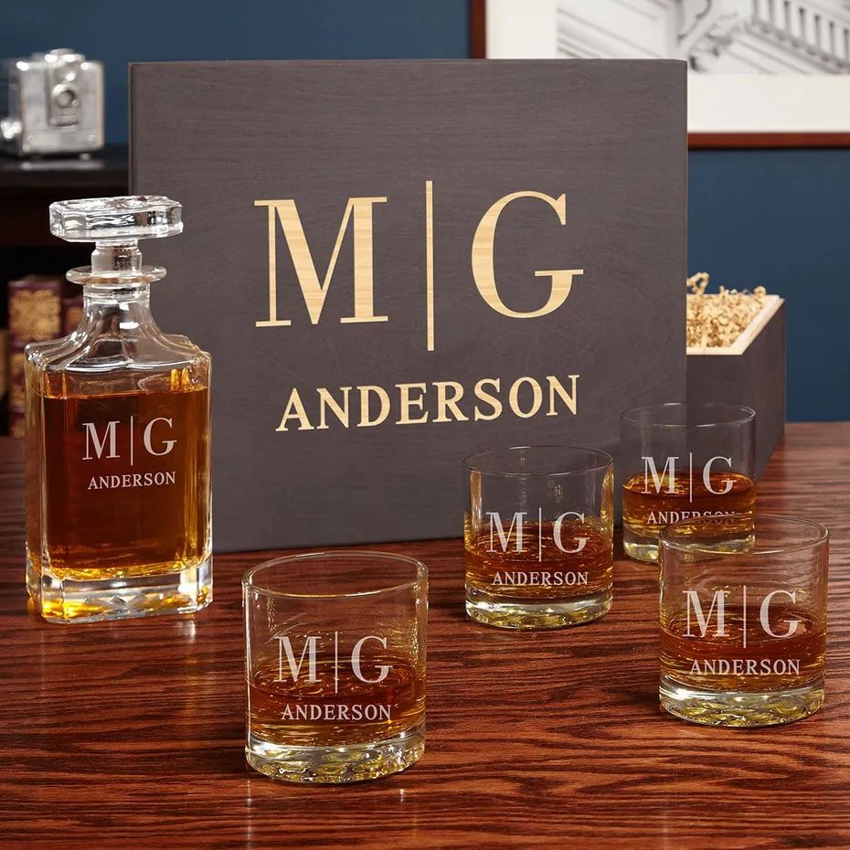 Boxed Decanter Set with Personalized Whiskey Glasses | HomeWetBar.com