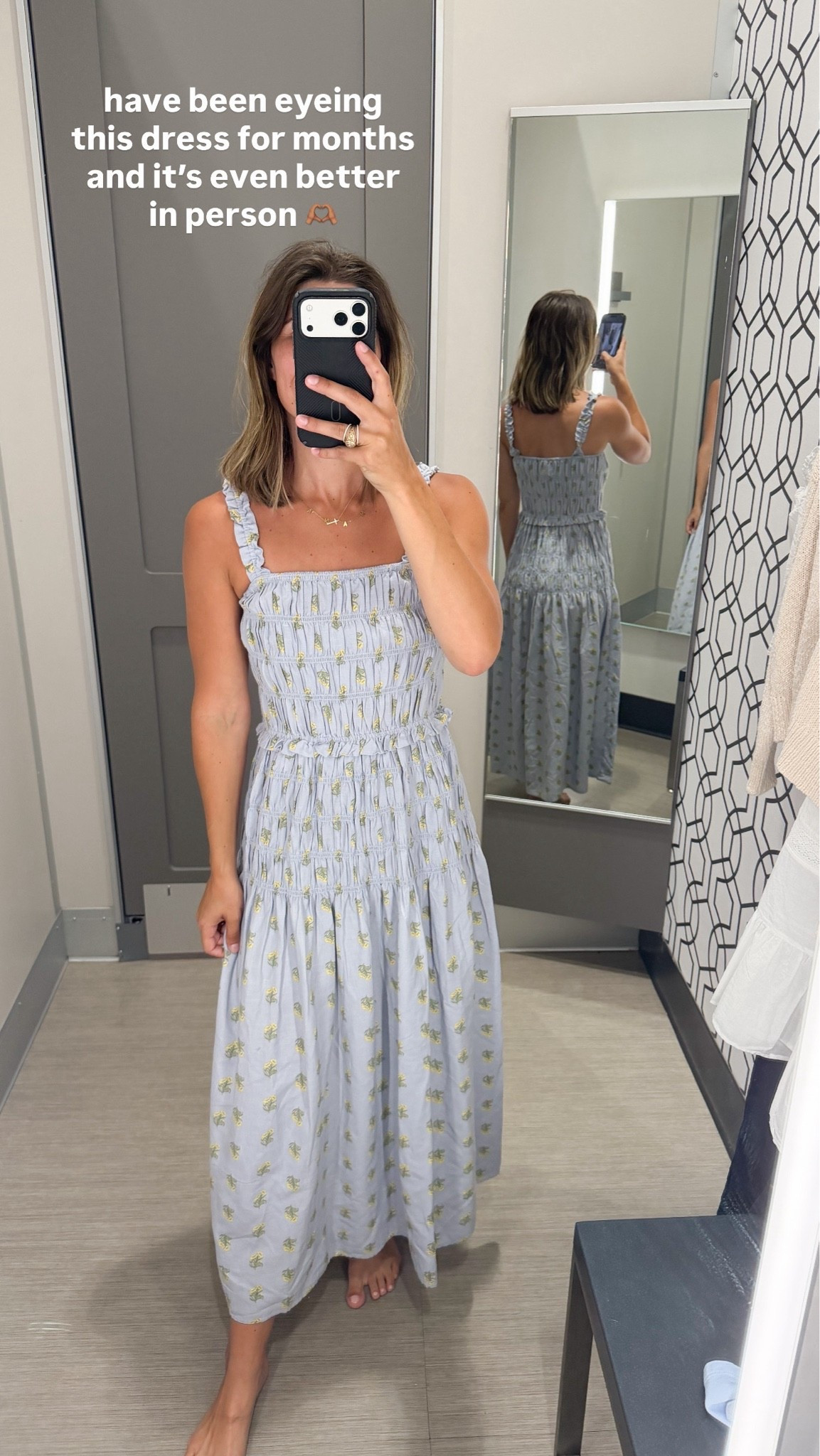this would be sooo cute w/ a yellow sweater draped on the shoulders! 
-
summer dresses, target, target dress, smocked dress, summer outfit ideas, vacation outfits

#LTKSeasonal #LTKTravel