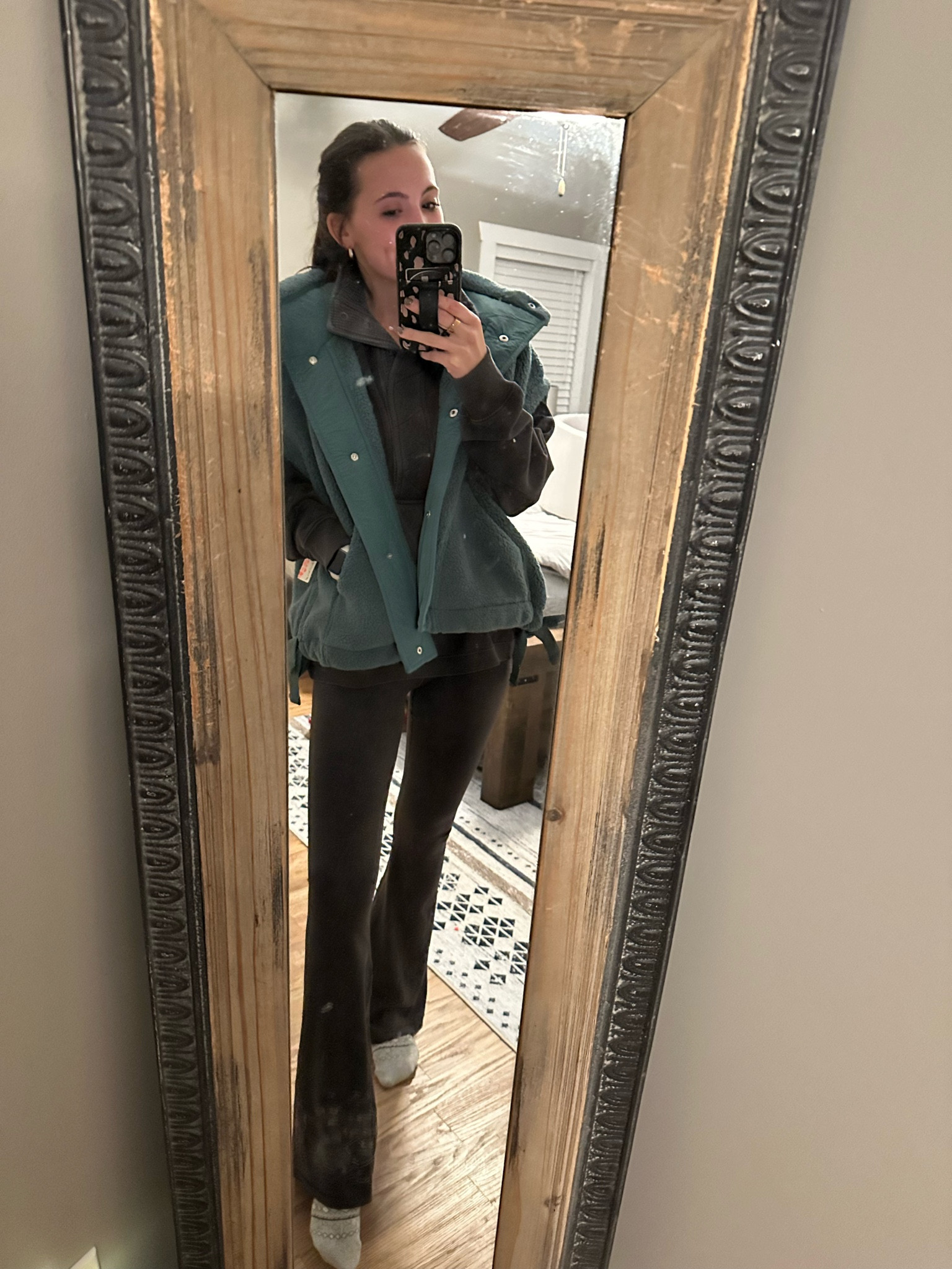 Top & pants: Aerie wearing XS in both! Vest from Free People! 

#LTKStyleTip #LTKActive #LTKTravel