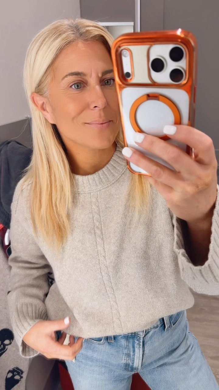 The softest and coziest sweater for fall

#LTKootd
