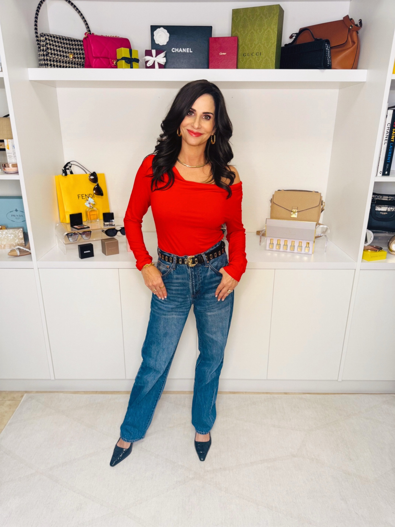 Fashion is all about self-expression, and today I’m showing how one top can serve two totally different moods! 💃 Whether you go for effortless elegance or a statement shade, you can’t go wrong. 🎨

#LTKOver40 #LTKStyleTip #LTKWatchNow