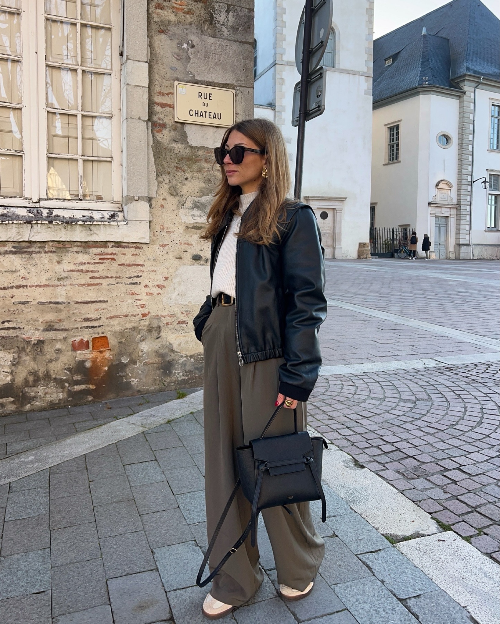 Kaki pants hm 🌻 #pants #pantalon #spring #fashion 

#LTKstyletip #LTKspring #LTKfrance