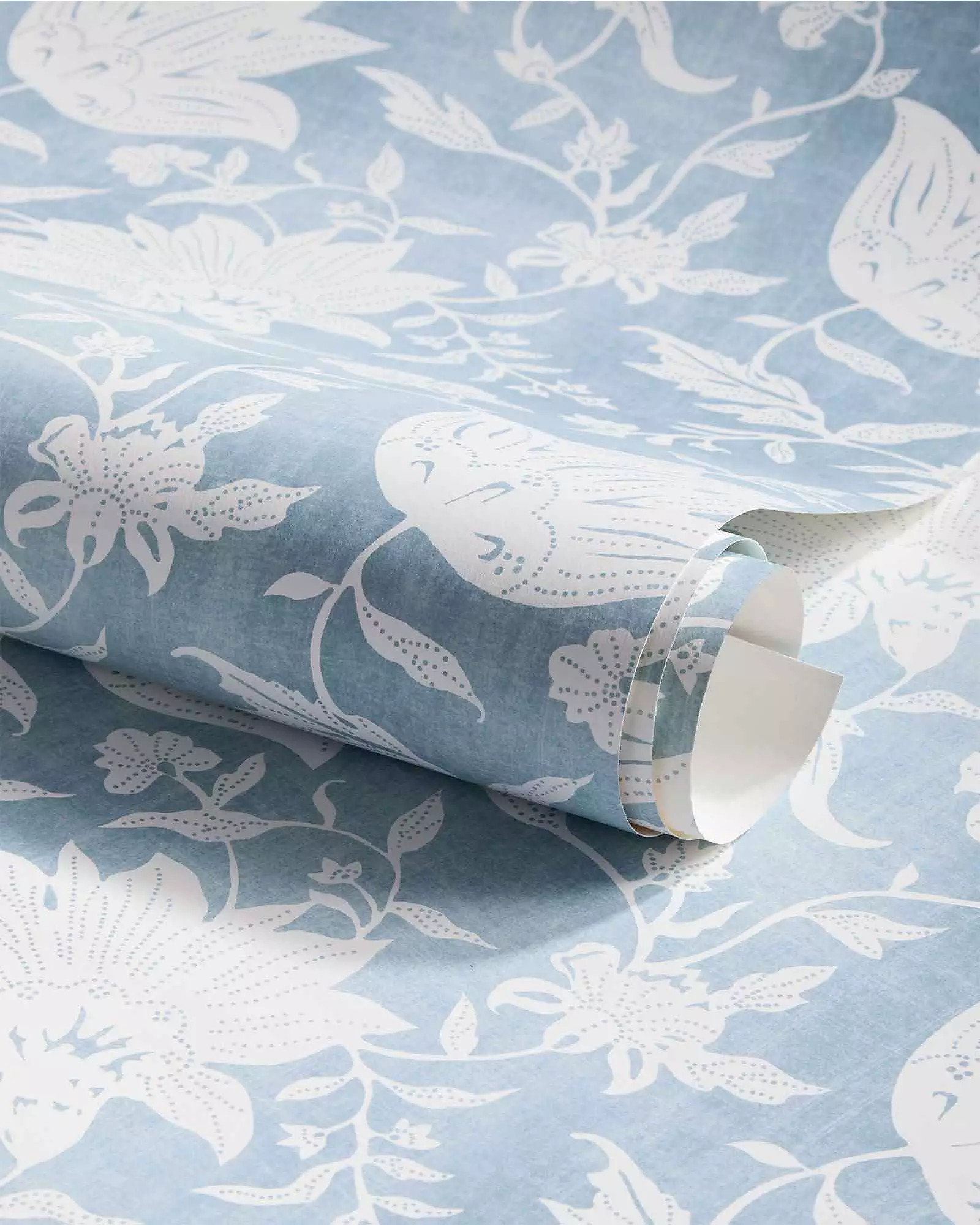 Deauville Wallpaper | Serena and Lily