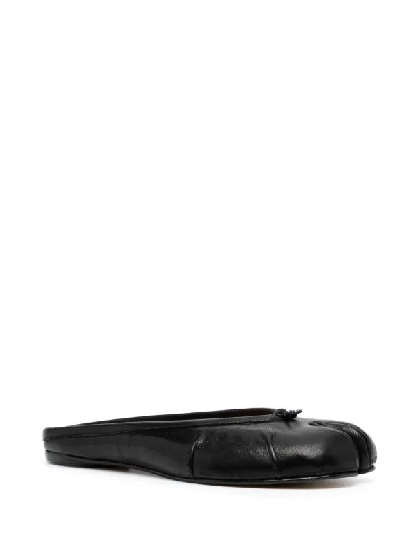 Maison Margiela Tabi Leather Mules | Black | FARFETCH UK | Farfetch Global