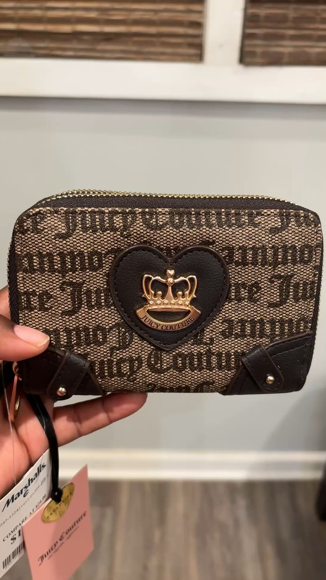 Juicy Wallet 

#LTKOver40 #LTKPlusSize