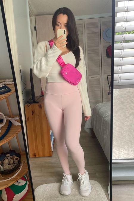 💖Barbie Athleisure Outfit🌟

lululemon Everywhere Belt Bag in Sonic Pink, lululemon tank size 6 in bone, and flush pink Align pants also size 6.

This shrug I stole on Amazon really completes this look and gives a Pink Pilates Princess vibe!  If I get hot I just tie it around my waist.  It looks so cute this way!

I plan to do my Pilates workout in this outfit today (minus the shrug and bag).  In the meantime this is the perfect outfit to run errands in today!

#LTKFitness #LTKFind #LTKstyletip