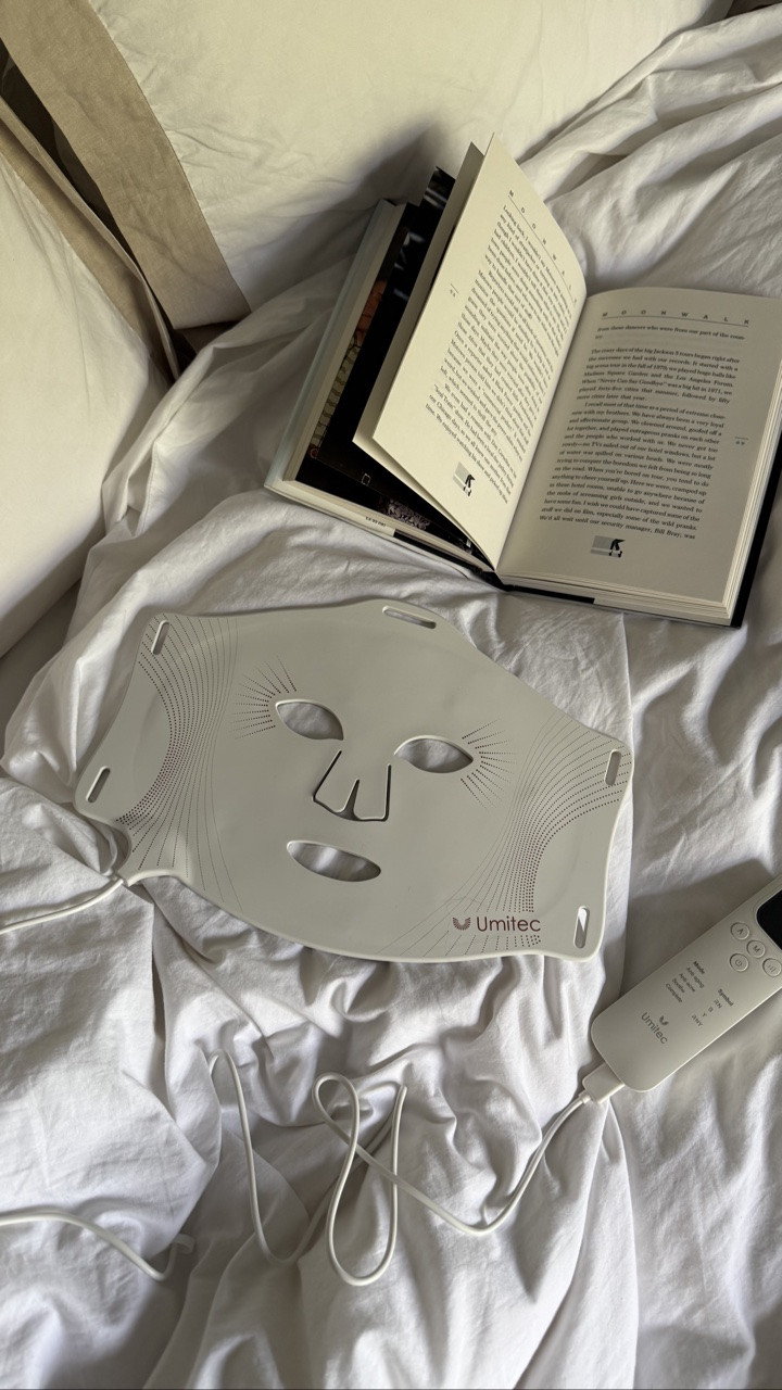 Trying out my new LED face mask and finally giving my skincare routine the upgrade it deserves. Here’s to brighter, healthier-looking skin—one session at a time. 💛🌿
@umitec_beauty AD

Umitec ZoneCraft 3rd Generation LED Mask has been featured by The Independent and Bustle.
 
I’ve been dealing with dull skin and hyperpigmentation, so I’m on a mission to improve my skin’s brightness and even out my skin tone. I’m going to be using this LED mask every night for the next four weeks to see how my skin transforms. I love that it has multiple light settings, so you can choose the one that targets your specific skin concerns. Stay tuned for the results!

Glow-up mode: ON ✨

#SkincareJourney #LEDFaceMask #GlowUp #HealthySkin #SelfCare