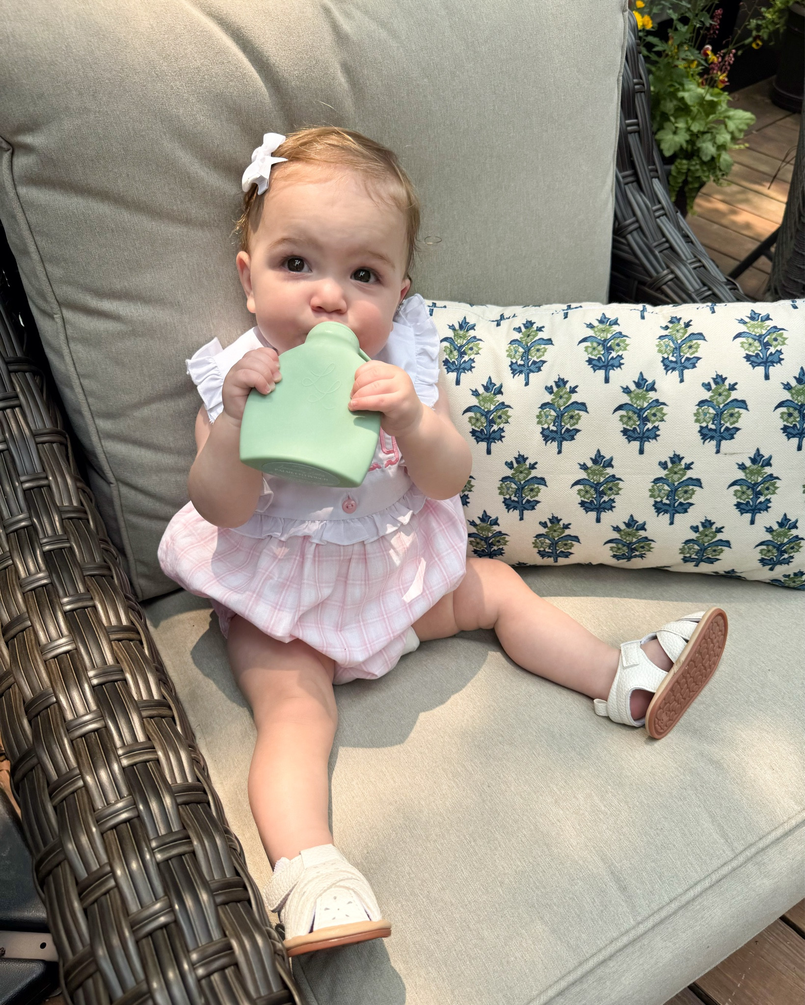 Make your summer days with littles easier with these snack cups and reusable pouches from @lowcountrylittles_inc ! Anna and John have truly thought of everything!

We have tried a few snack cups and reusable pouches from other brands and the quality of these is unmatched.

The Coastal Cup features a training cup with a teething safe rim, a snap-fit petal lid to prevent spills, and a freshness lid for easy storage that snaps onto the bottom during use 

The Palmetto Pouch is made with a leak-proof seal, built-in spoon lid, and easy to clean base, perfect for smoothies, purees, yogurt, and more. Make sure to get the silicone funnel for effortless prep!

Both are made with non-toxic silicone and are dishwasher safe, making them durable and easy to wash

This week you can save 15% off your first order on their website. I can’t say enough good things about these products! 


#LTKBaby #LTKKids #LTKFindsUnder50