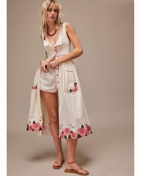 Free People Rosey Posey Set

fabrication and sleeveless silhouette with matching shorts and bold embroidered detailing.

Fit: Dress: fit-and-flare style, midi-length; shorts: high-rise, relaxed fit
Features: Cotton poplin fabrication, contrast embroidered trim, floral detail, square-neckline, button-front closures, smocked back detail, fixed shoulder straps, oversized patch-pockets
Why We ❤ It: This versatile set can be worn together or separately for effortless outfitting.

#LTKFestival #LTKStyleTip #LTKParties