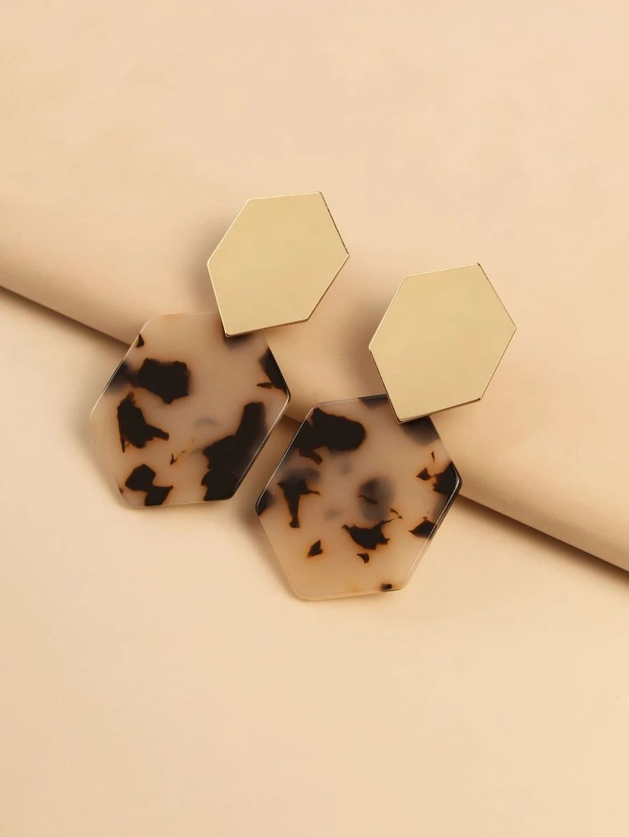 Acrylic Tortoiseshell Geometric Drop Earrings
   
      SKU: swear18200821941
          
        ... | SHEIN