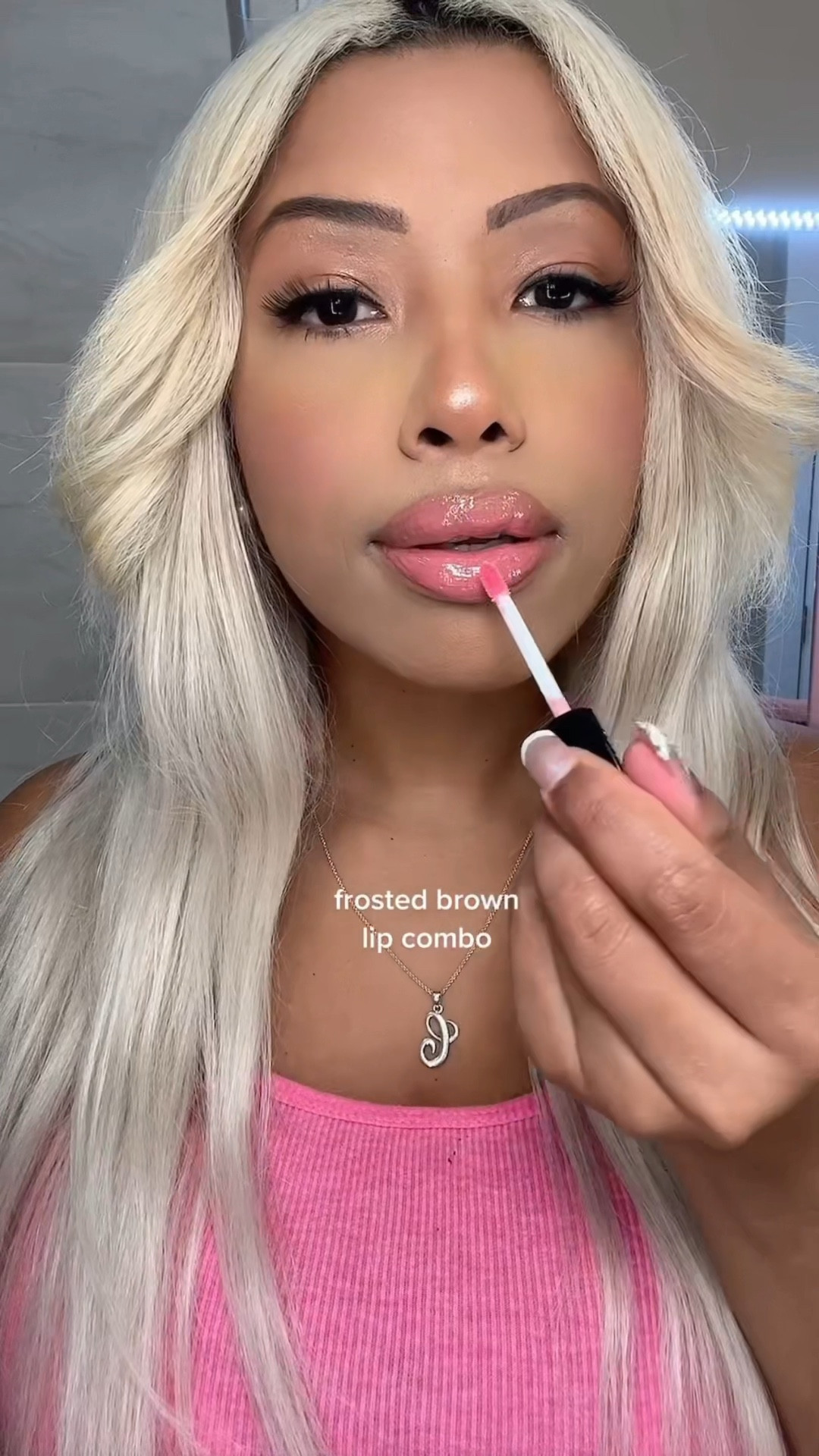 Frosted lip combo #lipcombo #frostedlipcombo #lipcombotutorial #makeup 

#LTKVideo #LTKbeauty #LTKstyletip