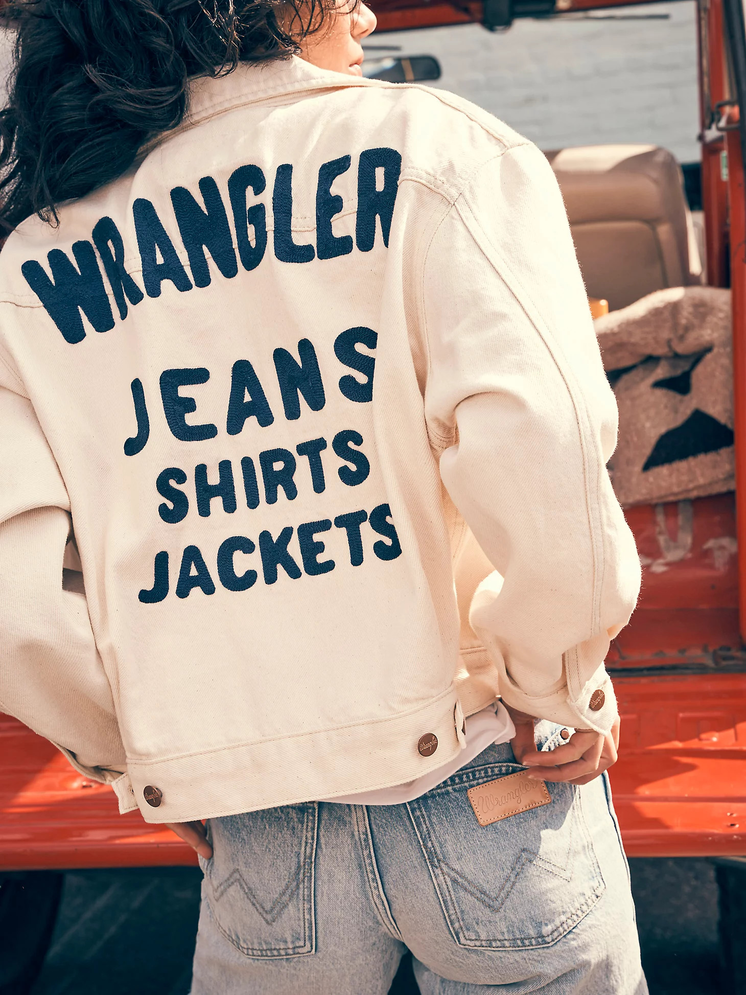 Women's Trucker Jacket in Ecru | Wrangler