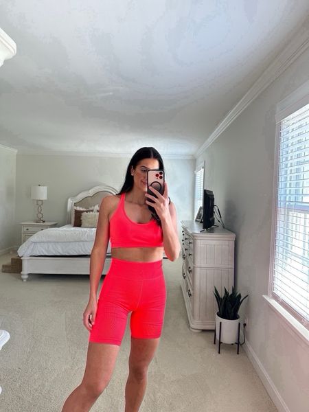 Loving this color for summer! ☀️

Summer workout clothes - spring workout clothes - matching sets - activewear - target finds 

#LTKfitness #LTKstyletip #LTKSeasonal