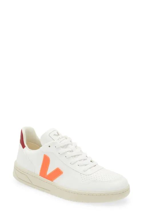 Veja V-10 Sneaker in White Orange Fluo Marsala at Nordstrom, Size 11.5Us | Nordstrom