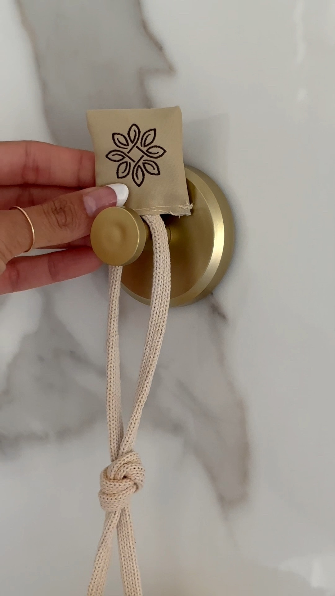 Scroll to shop!! Follow for more!!! Xo! ✨

#LTKmomlife #LTKHome #LTKdayinmylife