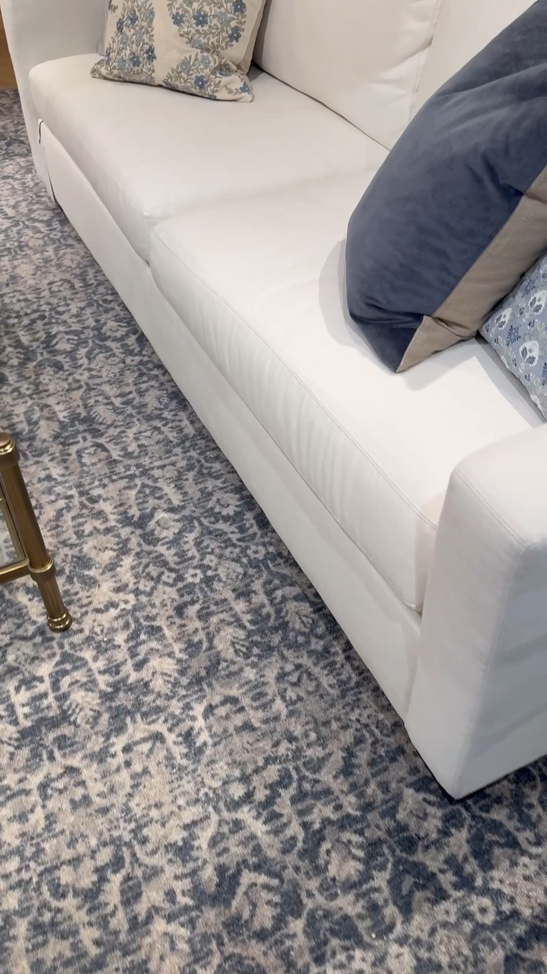Home decor refresh, living room decor, area rug

#LTKHome #LTKSeasonal #LTKdayinmylife