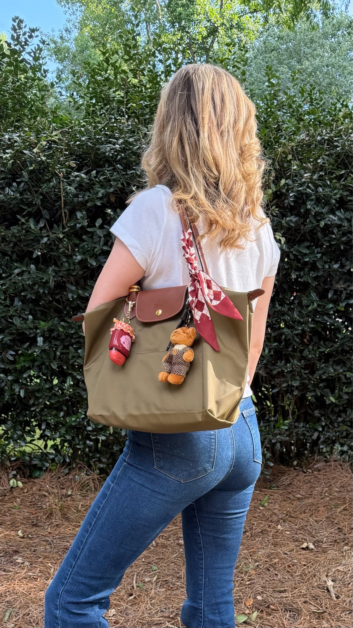 Bag of the day 
Longchamp Le Pliage medium in olive

#LTKdayinmylife #LTKootd