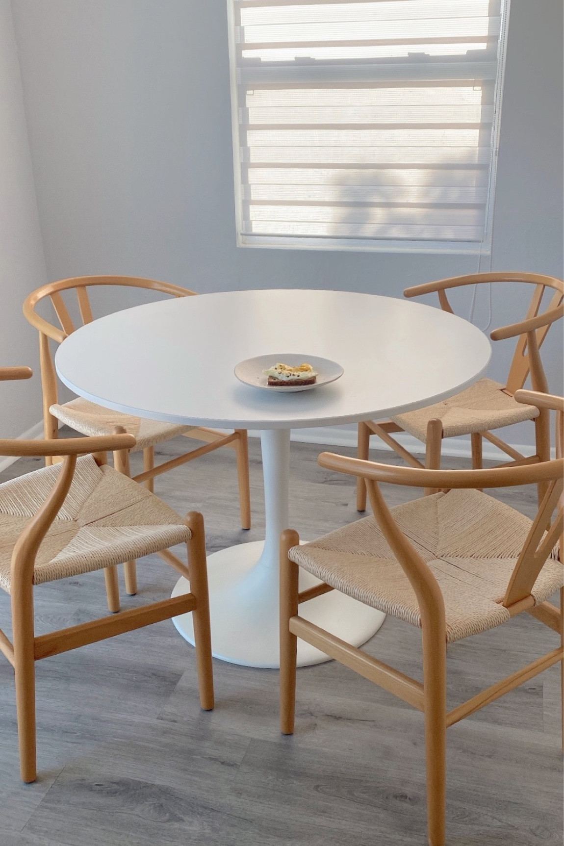 our new little dining nook🤍 table is IKEA docksta 