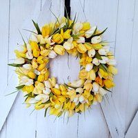 Tulipr Wreath, Easter Wreath, Spring Wreath, Summer Wreath, Yellow Cream Tulip, Mother's Day Tulip W | Etsy (US)