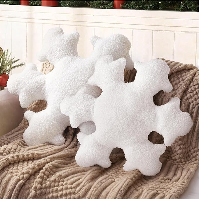 AELS Set of 2 3D Snowflake Christmas Decorative Throw Pillows, 21.6"& 17.7" Cute Winter Faux Fur ... | Amazon (US)