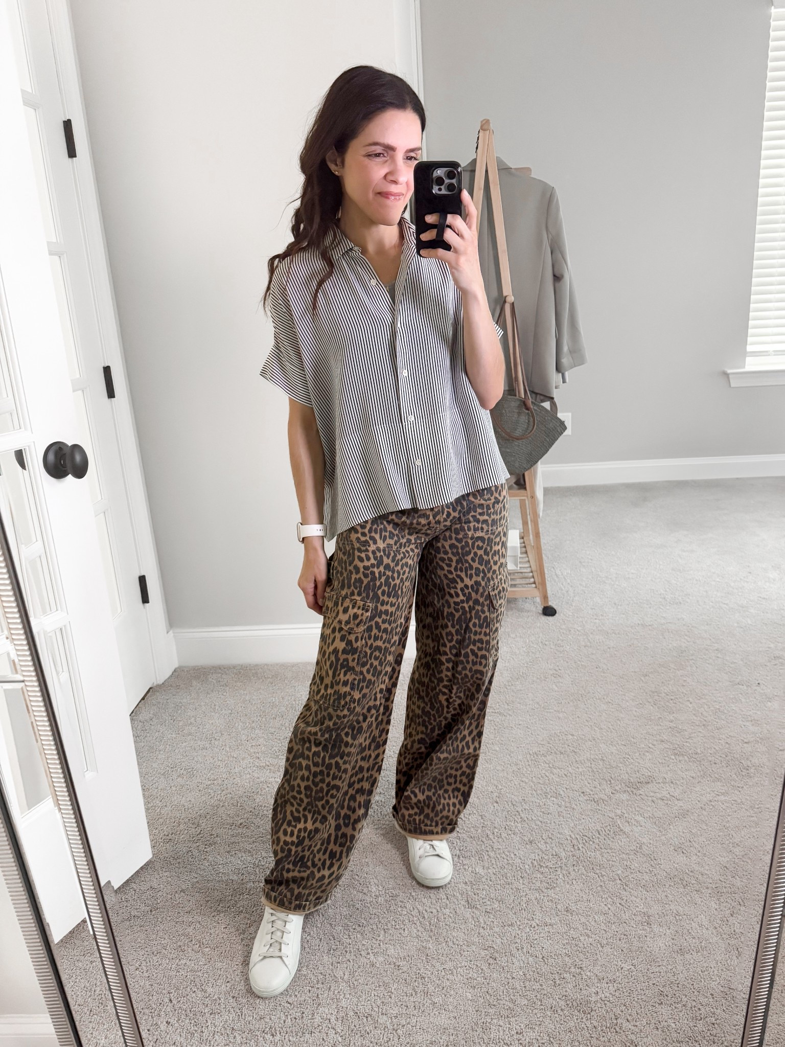 What I wore:
• Everlane striped washable silk shirt - 0
• Damson Madder leopard Jean - UK6
• Freda Salvador sneaker - tts

#LTKStyleTip