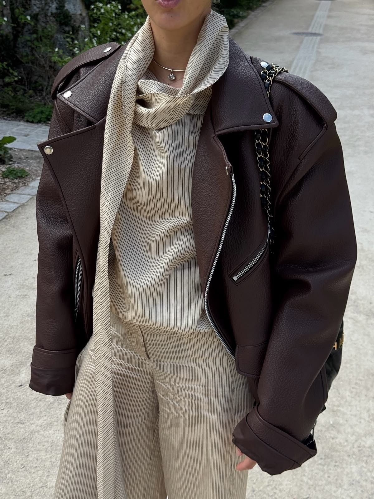 casual chic spring outfit

publicité  

#LTKeurope #LTKfrance #LTKspring