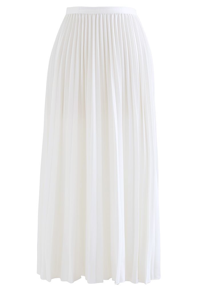 Simplicity Pleated Midi Skirt in White | Chicwish