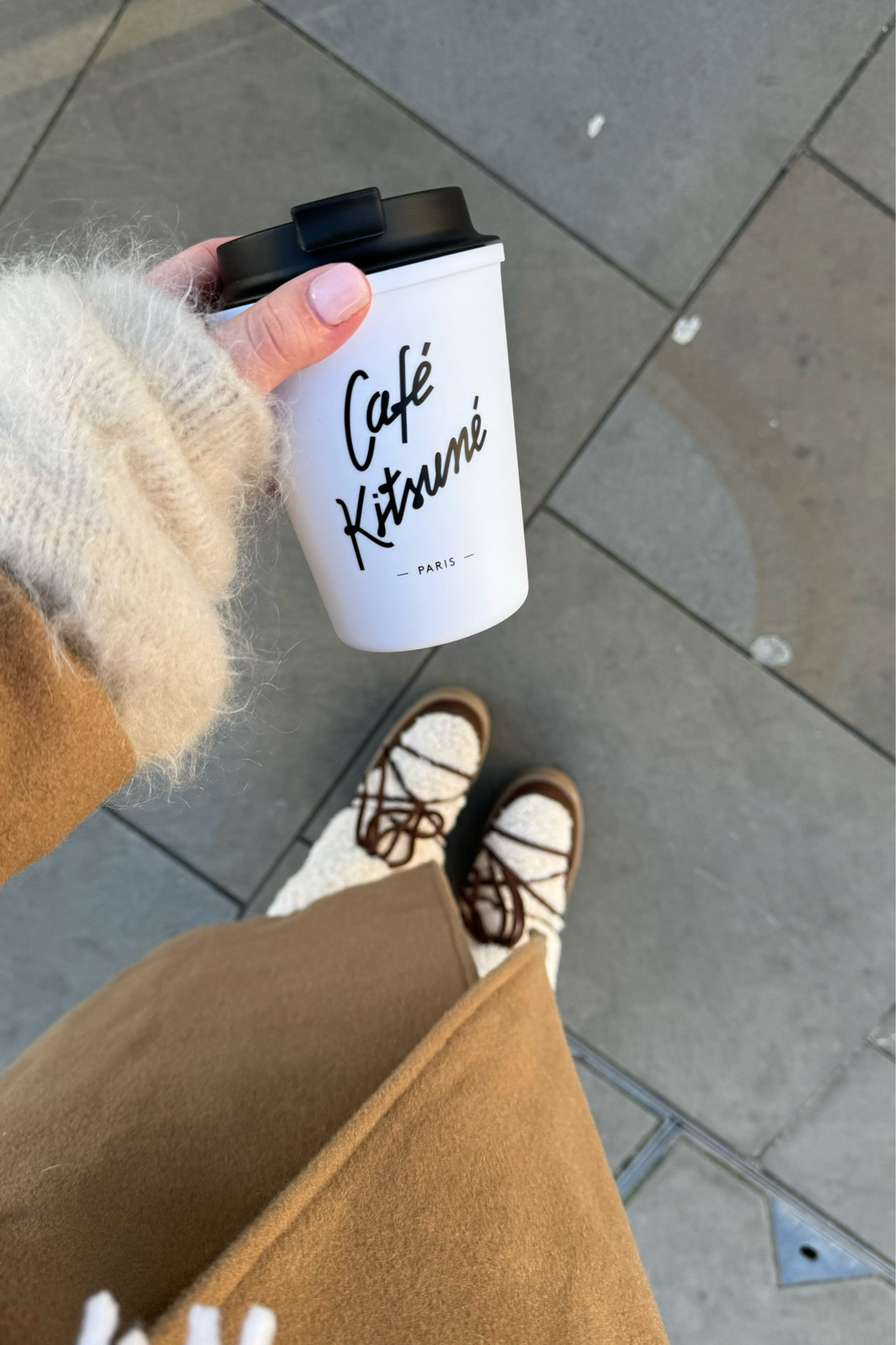 Cosy winter outfit details

Cream alpaca knit jumper, chocolate brown snow boots, faux shearling teddy winter boots, cafe kitsune white and black coffee travel mug, long camel coat, midsize outfits, winter fashion, neutral outfit ideas, neutral style, cosy clothes, London outfits, H&M.

#LTKstyletip #LTKmidsize #LTKeurope