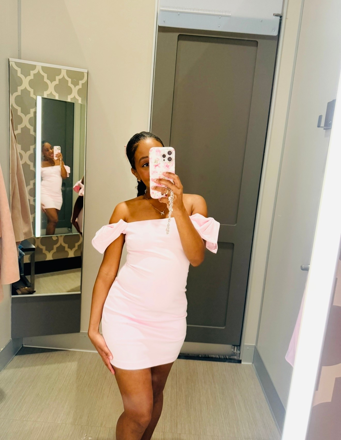 The perfect dress for Valentine’s Day💕

#LTKPetite #LTKootd #LTKSeasonal