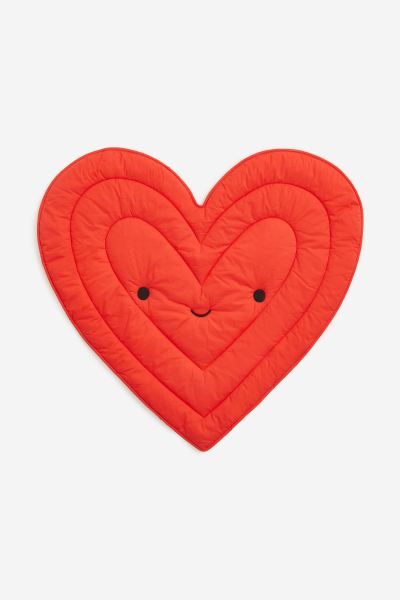 Heart-shaped Baby Mat | H&M (US + CA)