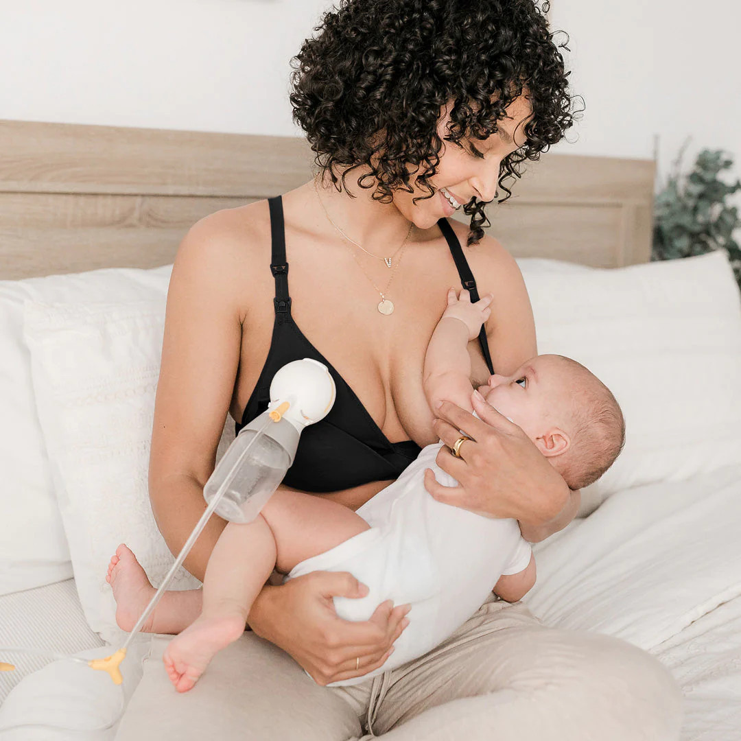 Minimalist Hands-Free Pumping & Nursing Plunge Bra | Black | Kindred Bravely