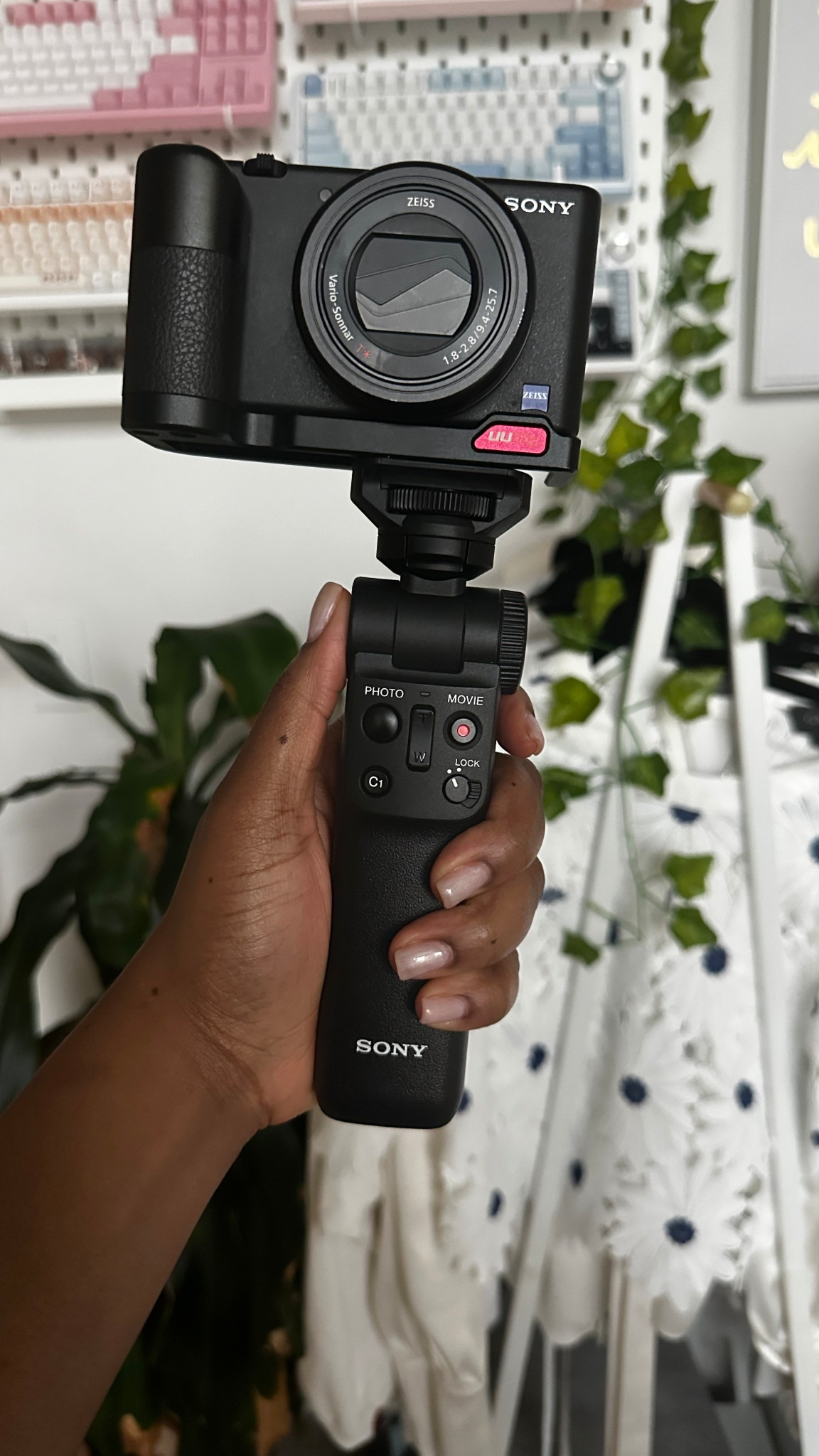 Vlogger’s dream 😍 #vlogcamera #sonyzv1 #tech 

#LTKHoliday #LTKGiftGuide