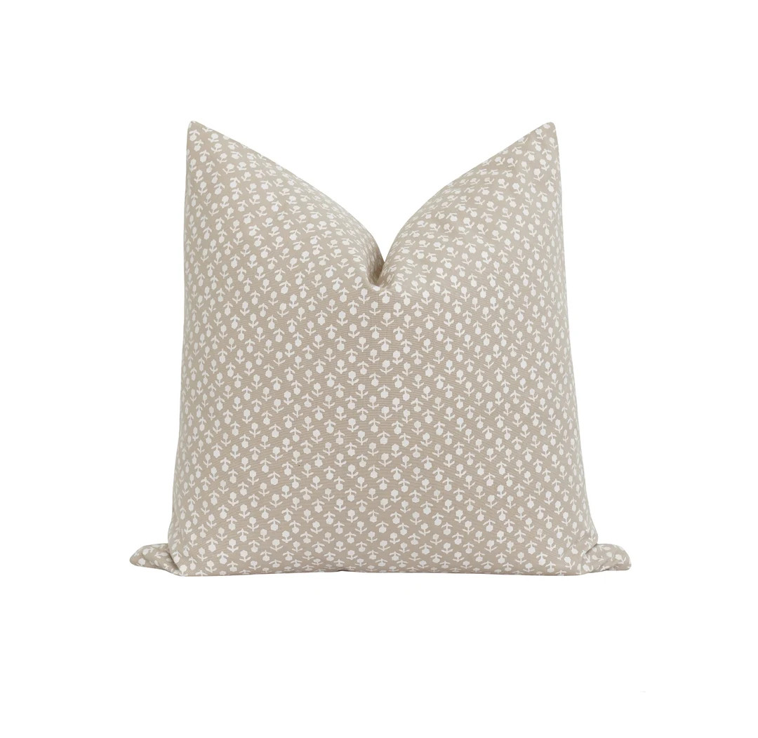 Beatriz Natural Pillow Cover, Schumacher Decorative Pillow, Small Print Floral Pillow Cover, 18 2... | Etsy (US)