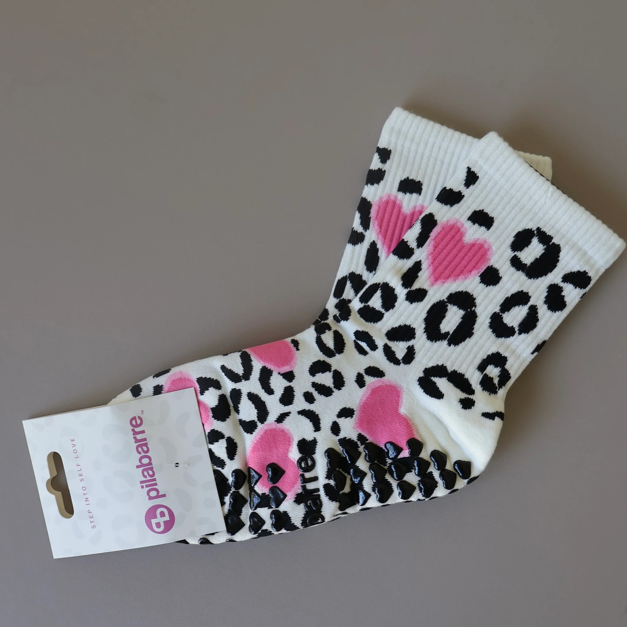 Cheetah Heart Grip Socks | Pilabarre