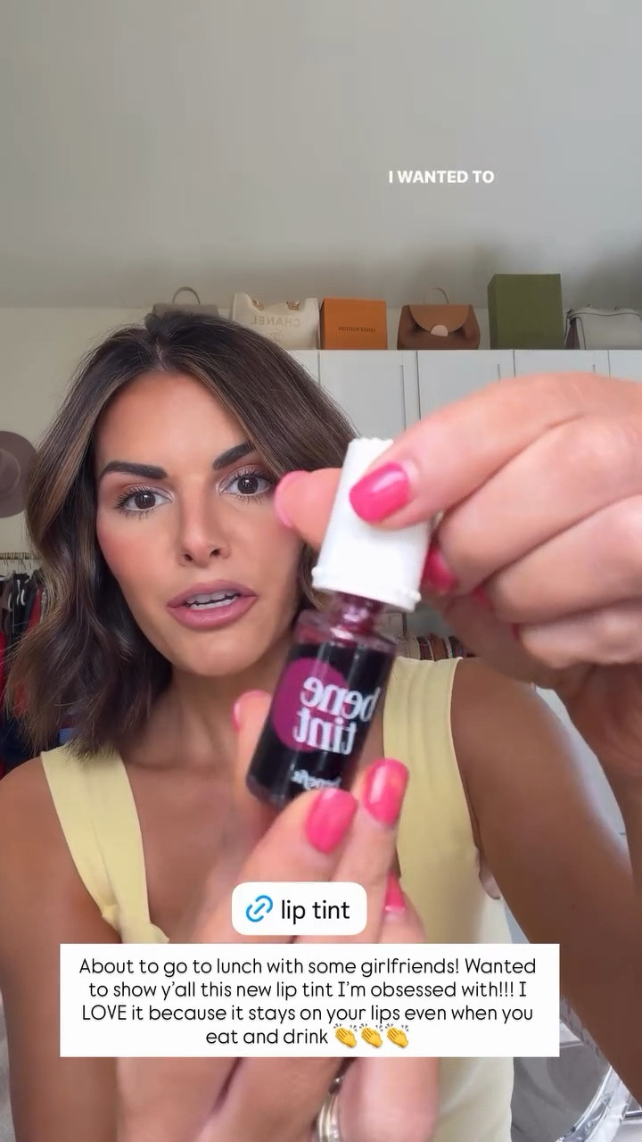 Wanted to show y’all this new lip tint I’m obsessed with!!! I LOVE it because it stays on your lips even when you eat and drink 👏👏👏

#LTKSeasonal #LTKActive #LTKBeauty