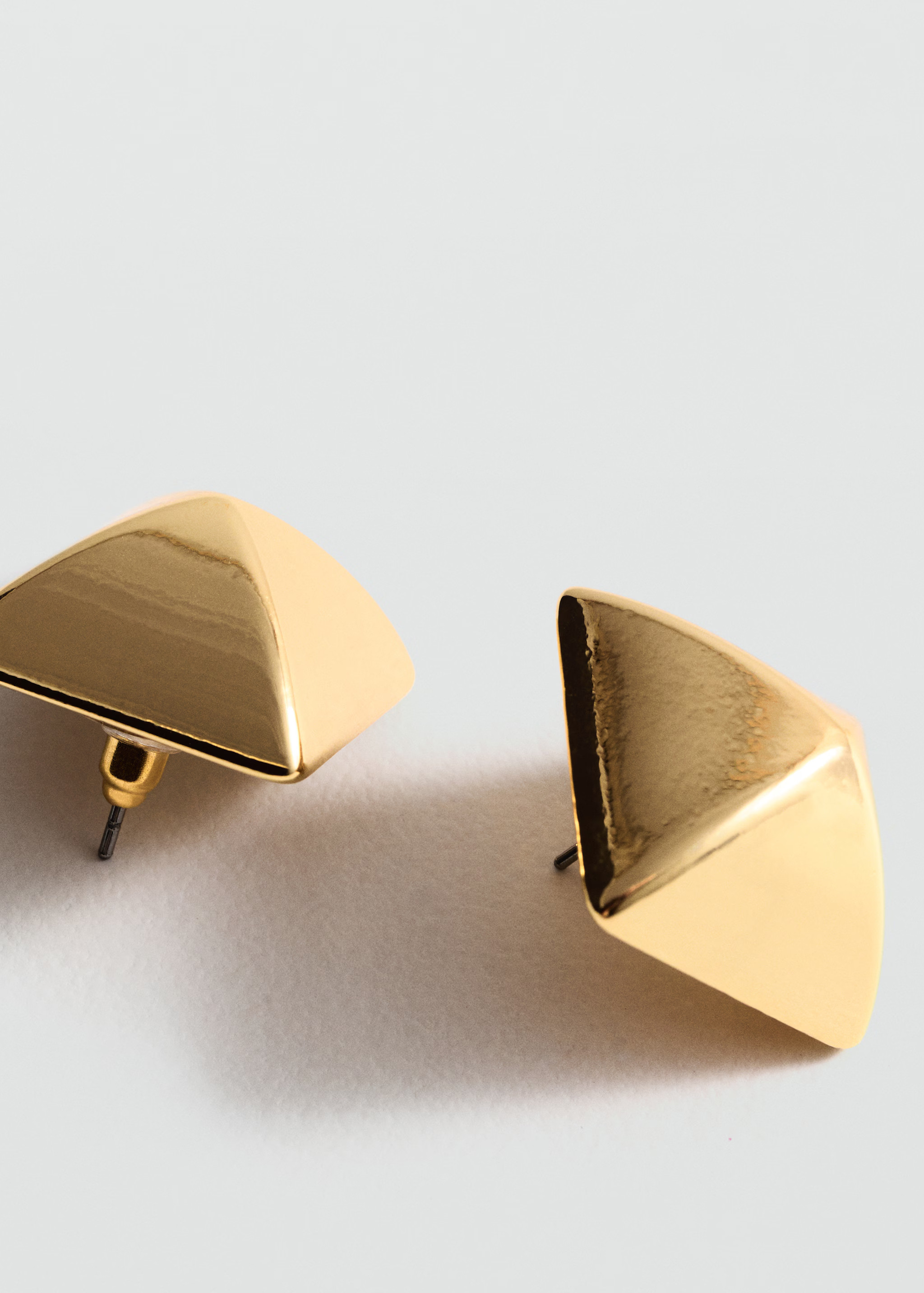 Geometric earrings - Women | MANGO United Kingdom | MANGO (UK)