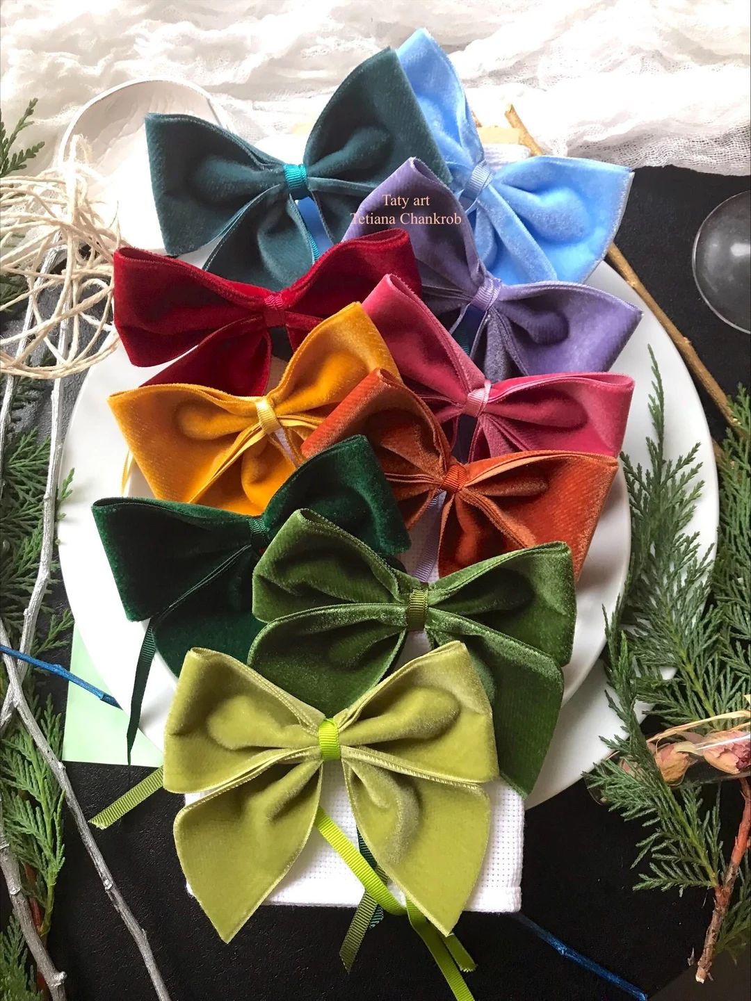 Velvet Bow Ties/round Christmas Towel/xmas Napkin Rings - Etsy | Etsy (US)