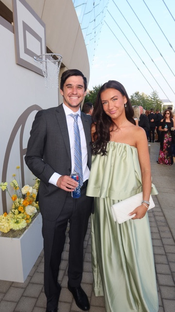 Wedding guest ready!! Top in size XS (runs small wish I sized up), skirt in size Small 

#LTKStyleTip #LTKWedding #LTKShoeCrush