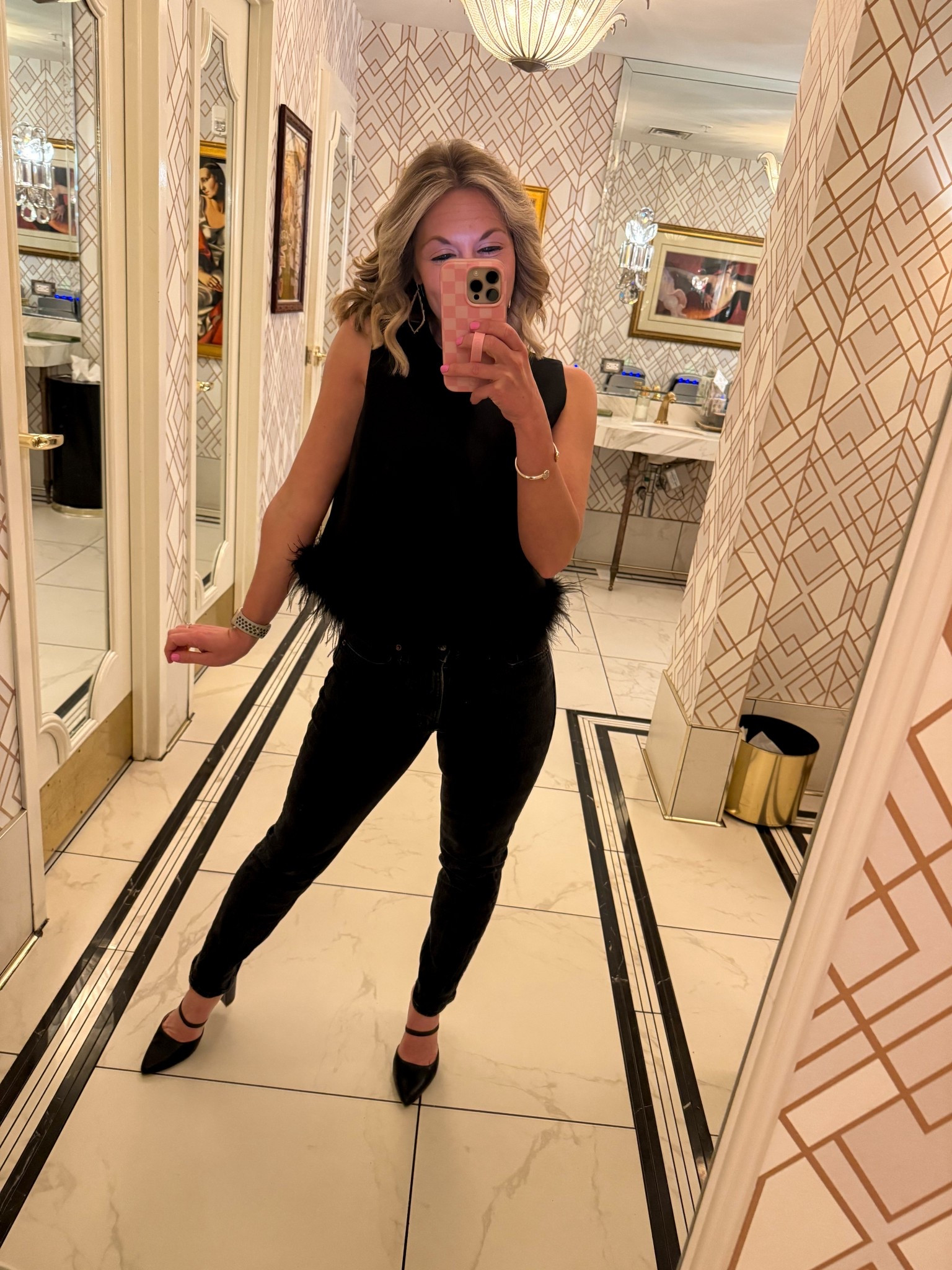 All black 🖤 (top is from Peacocks and Pearls boutique) 

#LTKootd #LTKPetite #LTKBeauty