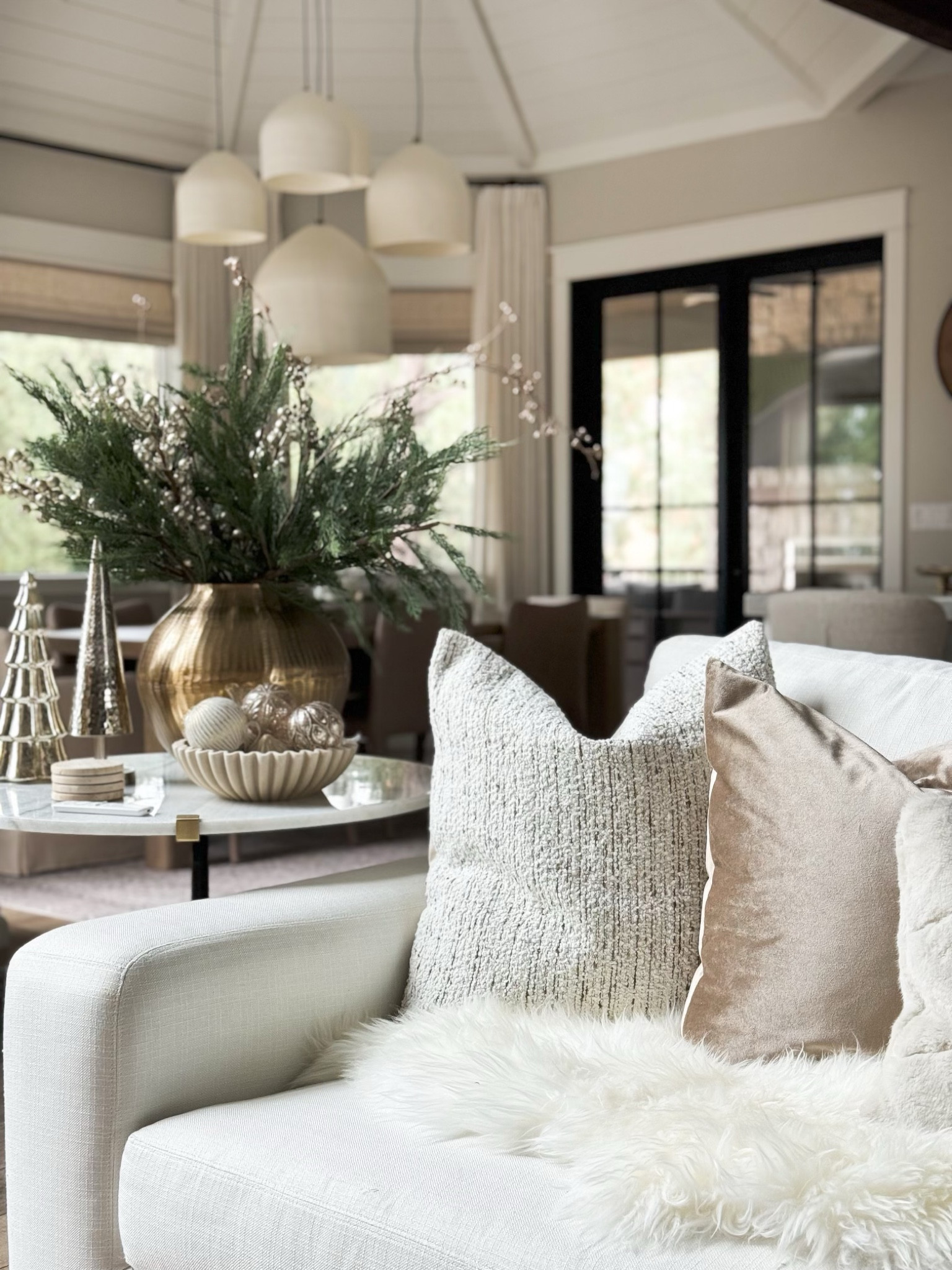 Added some festive pillows and holiday decor to the living room—it’s feeling so cozy and ready for the season!

Tree, target, holiday, decor, home, seasonal, table, shelves, ceramic, office, living room , mini trees, Christmas, art 

#LTKHome #LTKHoliday #LTKSeasonal