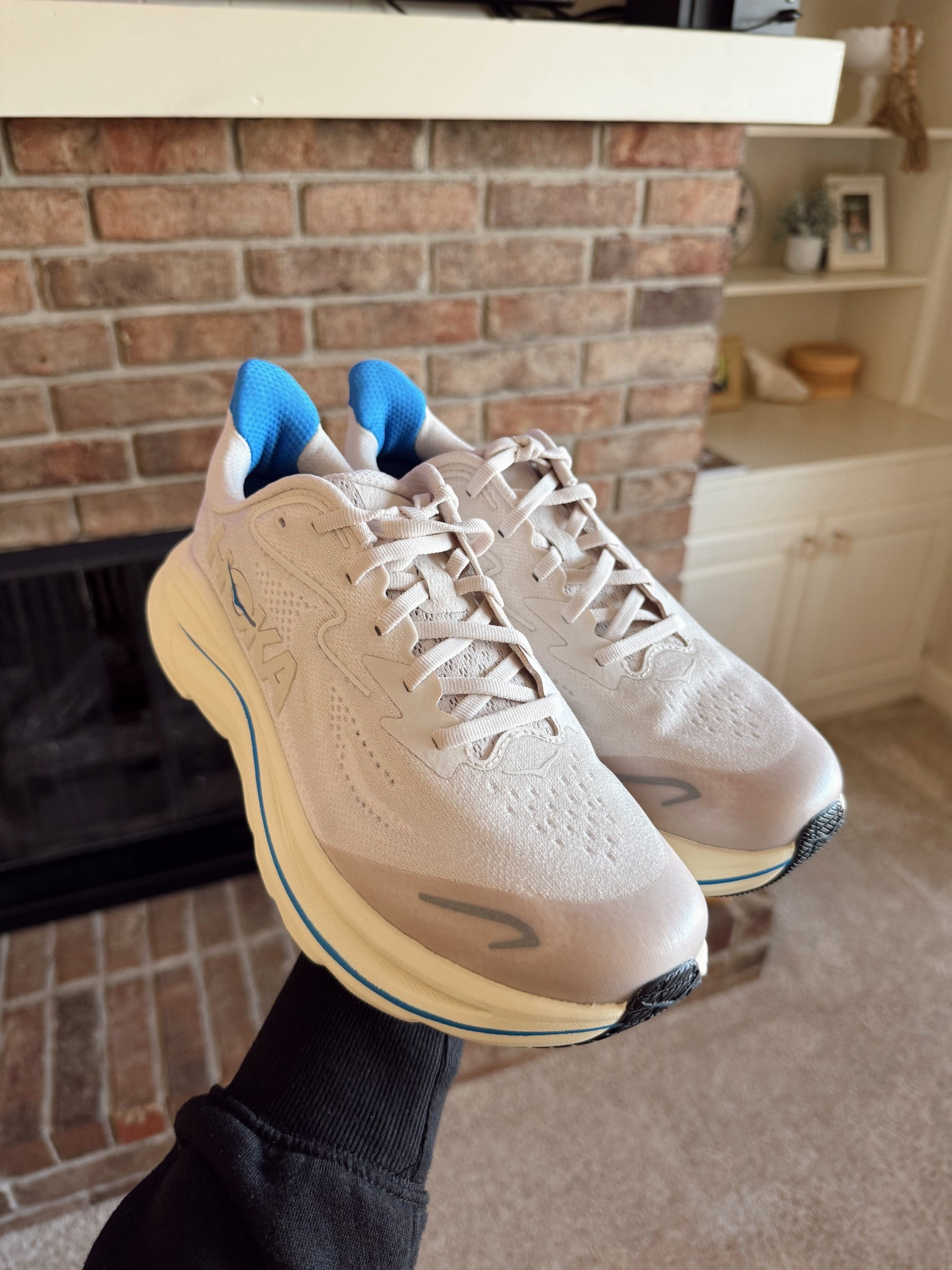 ✨ULTIMATE Hoka Hack✨

Women’s Size 8.5/9 is the same as the bigger kids size 7Y. 👀 

You’re welcome 😘

#LTKActive #LTKfitnessgoals #LTKootd