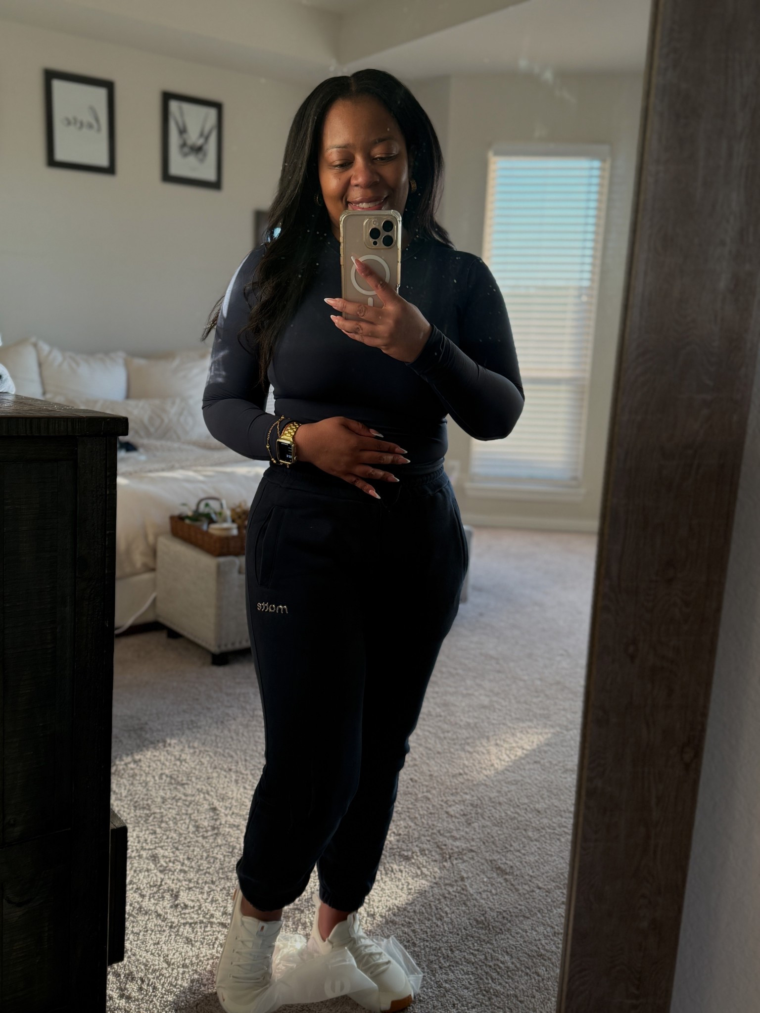 Joggers and top are from #MatteCollection. 

#Fridayvibes #OOTD

#LTKootd #LTKActive #LTKU